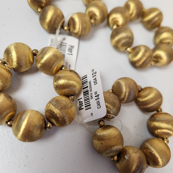 Pier 1 Burnished Gold Metal Napkin Rings Set of 8 Christmas New Years Table New - Picture 3 of 4